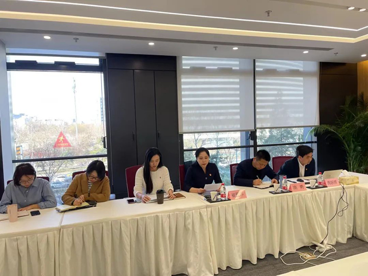 人力资源公司mansion88·明升官方网站党委进杏装两会”心灵及经济政策解读专题讲座